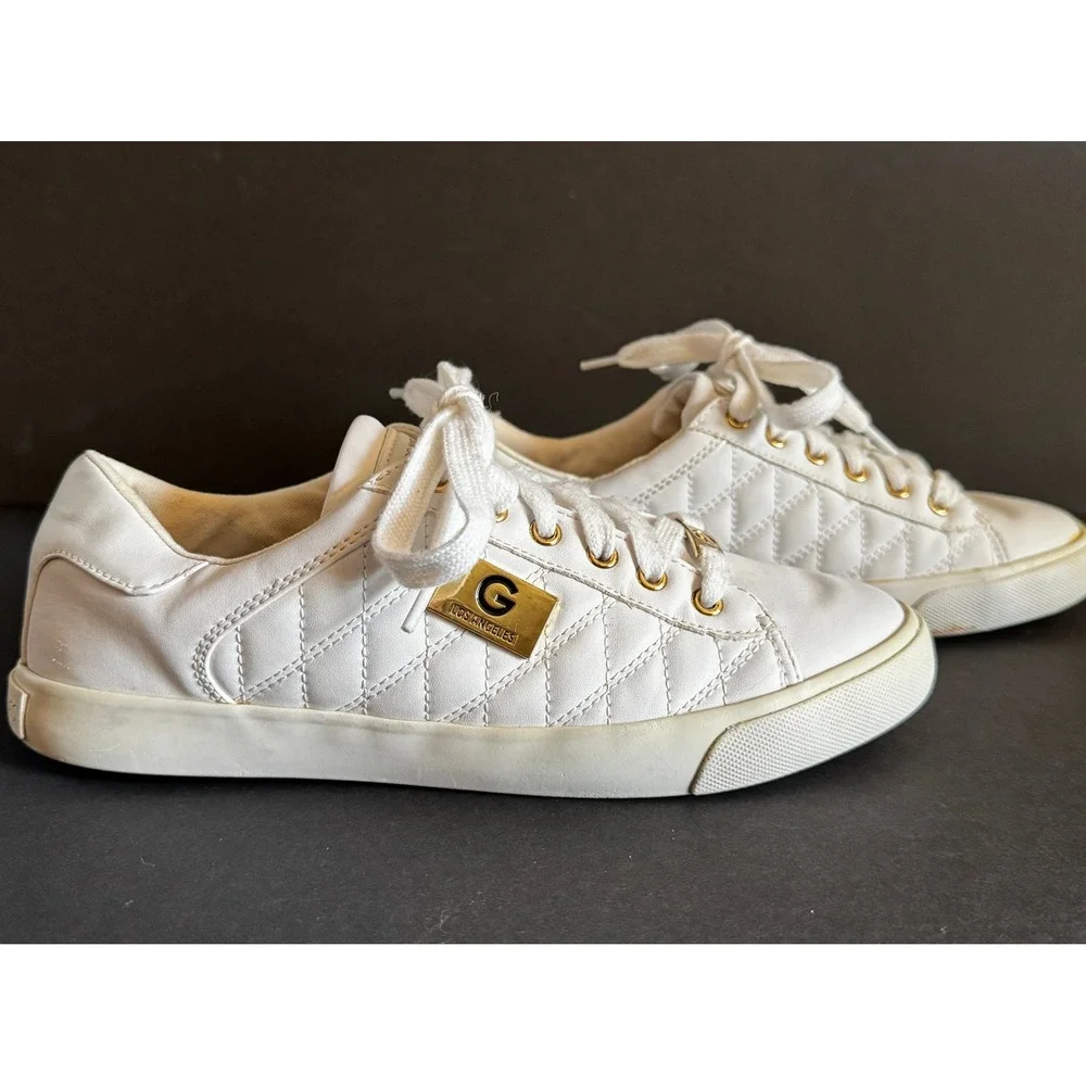 G by GUESS White Quilted Low Top Sneakers Gold Hardware GGMARTI-R Size 8M